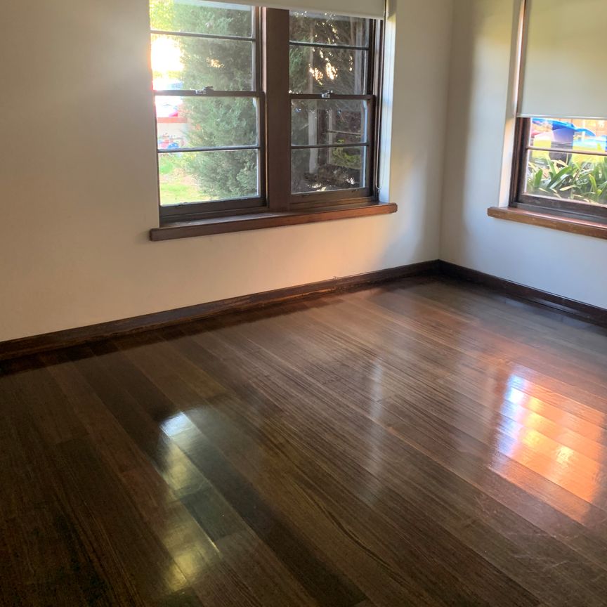 1/11 Irving Avenue PRAHRAN - Photo 1