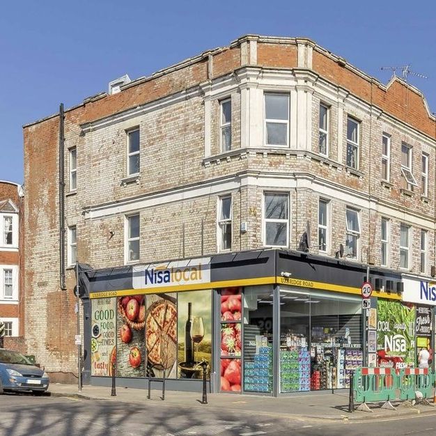 Uxbridge Road - Photo 2