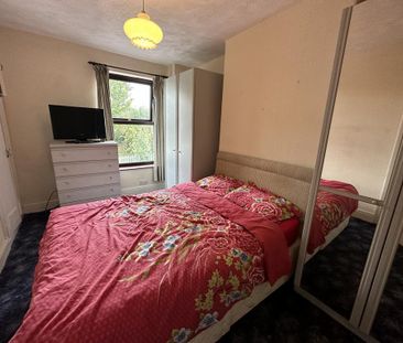 2 bedroom terraced house to rent - Photo 6