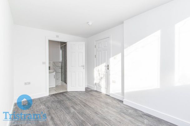 6 bed Semi-Detached House for Rent - Photo 1