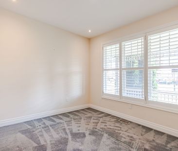 For Lease - 5 Chippenham Lane, Markham, Ontario - Photo 5