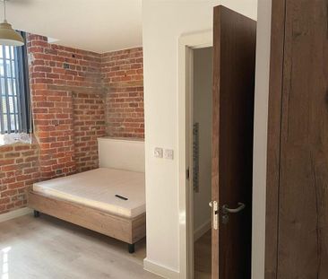 Studio to rent - Photo 6