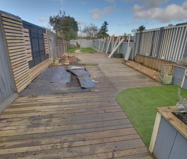 3 bedroom end of terrace house to rent - Photo 6