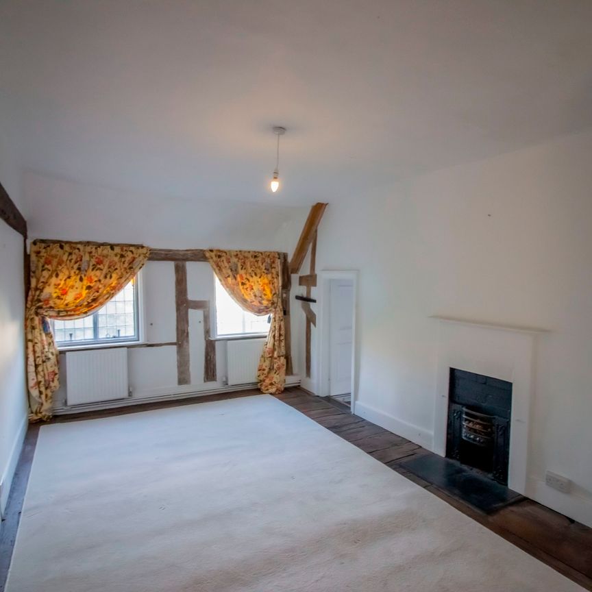 Stunning 5 bedroom period property in iconic Suffolk location - Photo 1