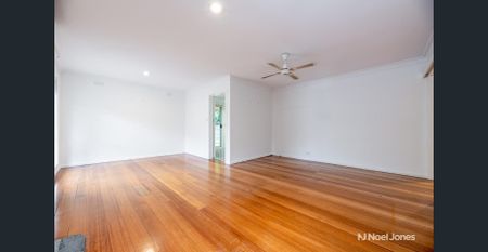 Light-Filled Family Home in Prime Croydon Pocket - Photo 2