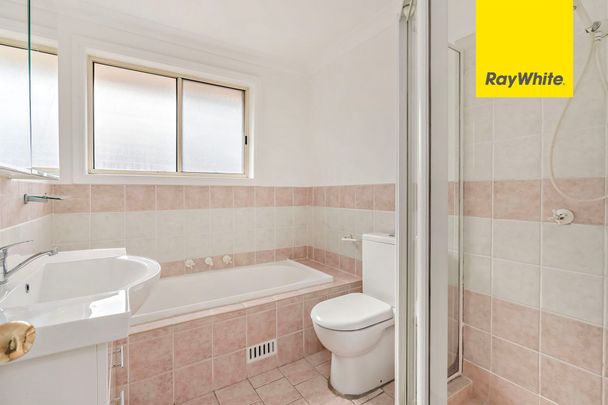 MODERN TOWNHOUSE IN A SMALL COMPLEX - Photo 1