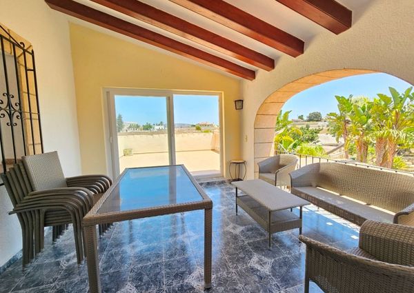 WIDE ESTATE FOR RENT IN TEULADA FOR LONG TERM