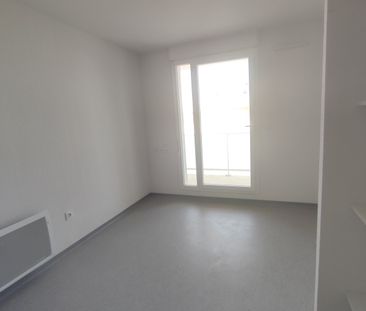 Location Appartement 1 pièce 18m² NIMES 30000 - Photo 5