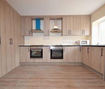 1 bedroom Property to rent - Photo 1