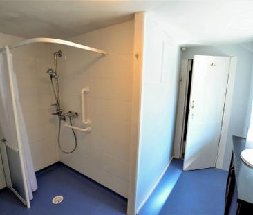 3 bedroom end of terrace house to rent - Photo 1