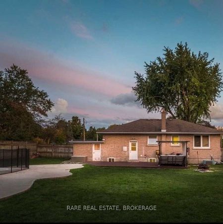 For Lease - 60 Patricia Drive, King, Ontario - Photo 4