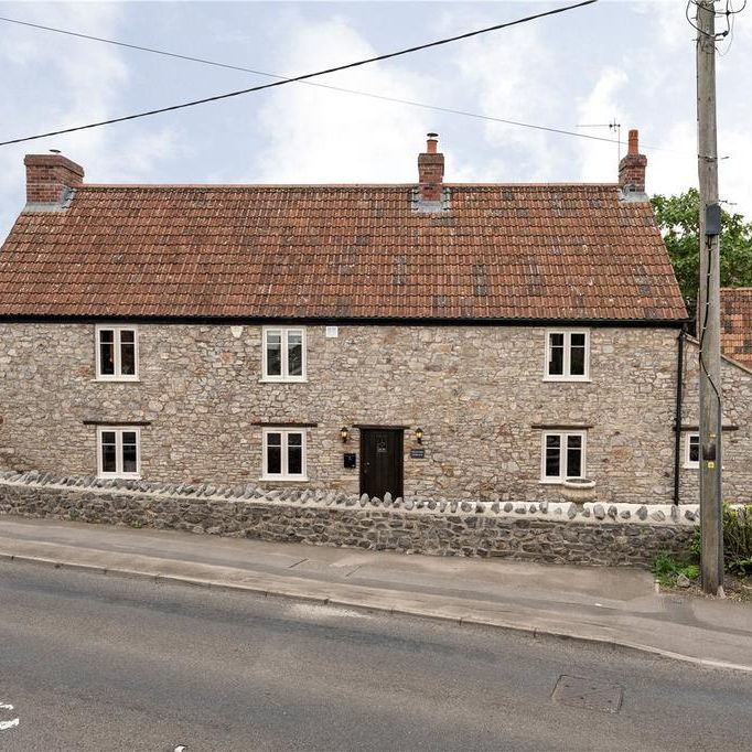 4 bedroom detached house to rent - Photo 1