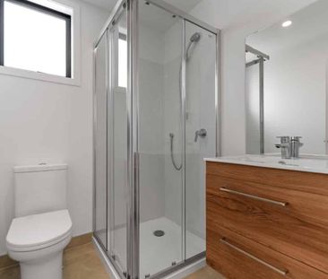 Tidy and Convenient - Photo 5