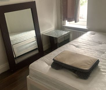 Single room to let located close to seven king station- £500 pcm - Photo 1