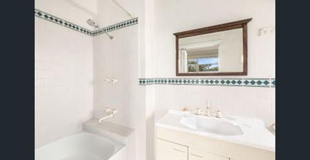 Sustainable Living At Its Best - Photo 5