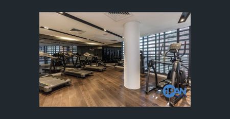 3 Bed with Parking - Greensquare Station - Photo 5