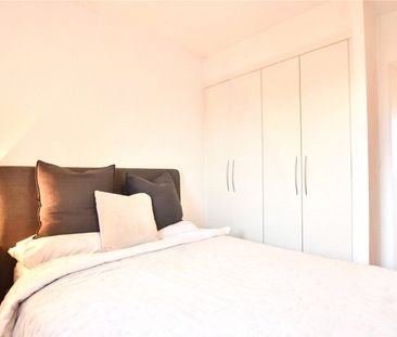 2 Houseman Crescent, West Didsbury, Manchester, M20 2JQ - Photo 3