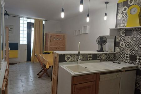 Appartement Sete 3 pièce(s) MEUBLE - - Photo 5