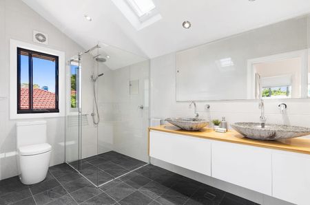 4 Matheson Avenue, Chatswood NSW 2067 - House For Rent | Domain - Photo 5