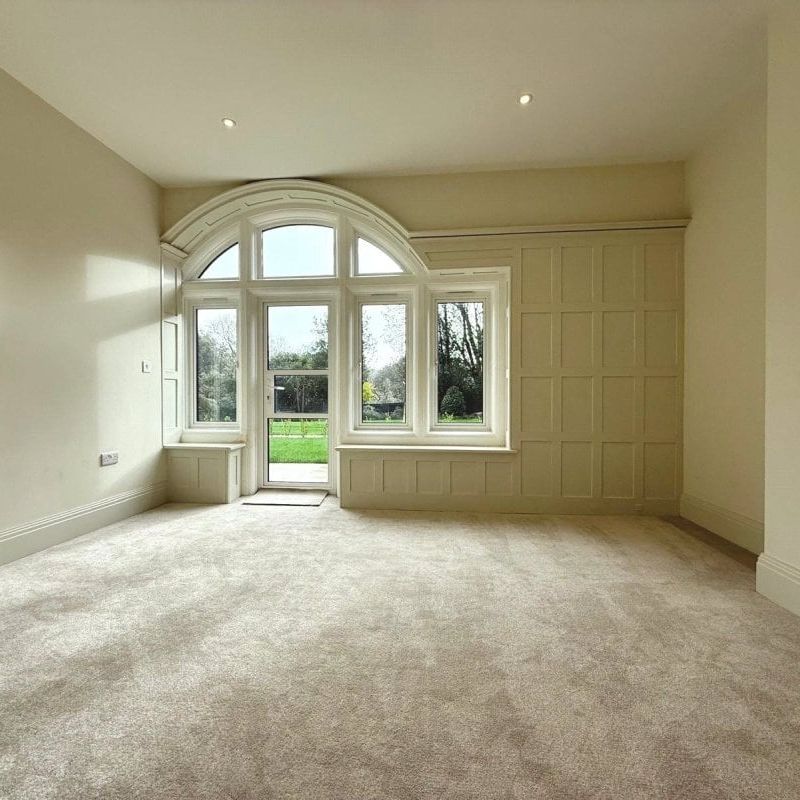 West Overcliff Drive, Bournemouth, Dorset, BH4 - Photo 1