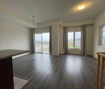 For Lease - 53 Shelburne Avenue, Wasaga Beach, Ontario - Photo 3