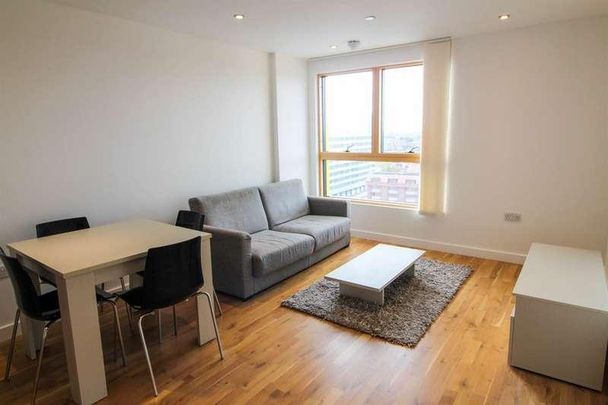 Hewitt, Alfred Street, Reading, RG1 - Photo 1