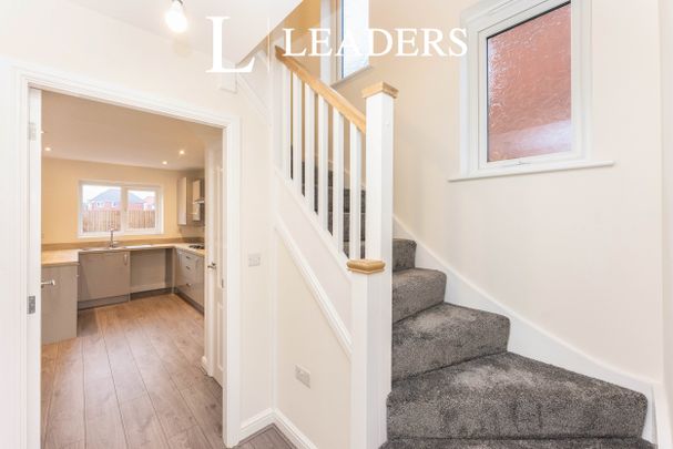 3 bedroom house to rent Ilkeston Way, CH65 - Photo 1