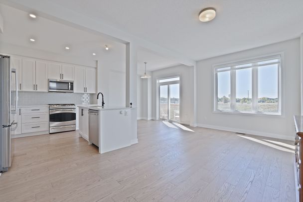 For Lease - 116 Main Halyard Lane, Barrhaven, Ontario - Photo 1