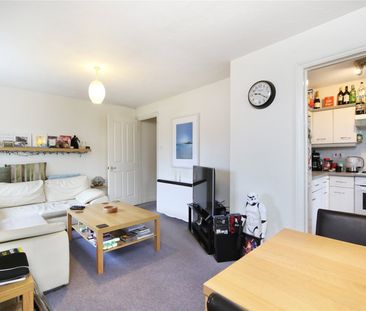 Heathcote Road, Twickenham, TW1 flat to rent - Photo 5