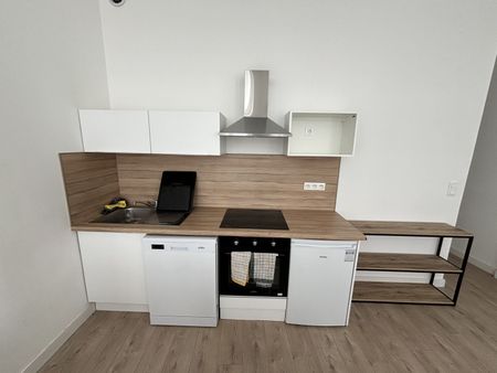 Location Appartement 2 pièces 41m² LILLE 59000 - Photo 5