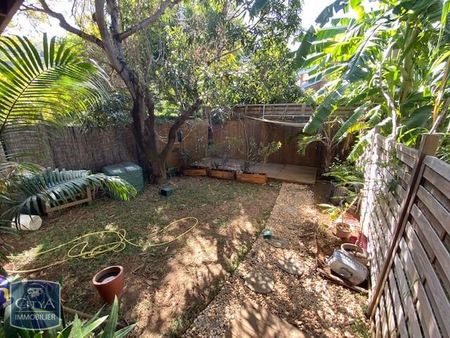 Location Maison 4 pièces 88m² ST GILLES LES BAINS 97434 - Photo 3