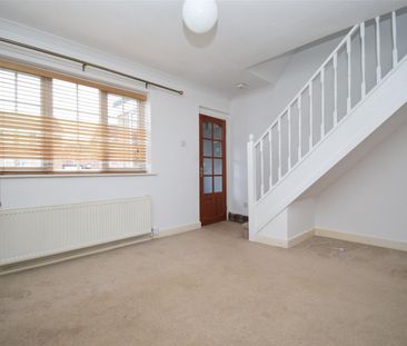 Falmouth Avenue, Normanton - Photo 3