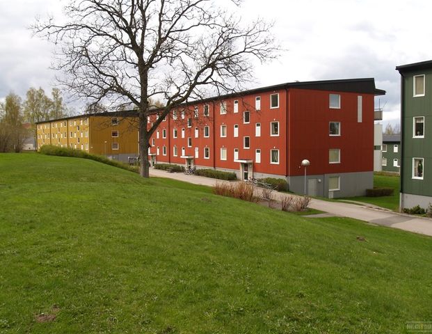 Karlslättsv 6 B - Foto 1