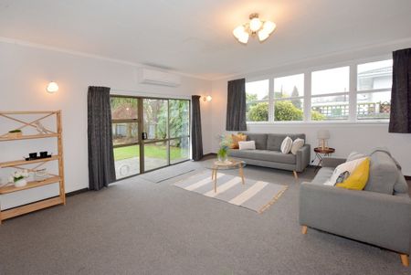 Family Home - Photo 3