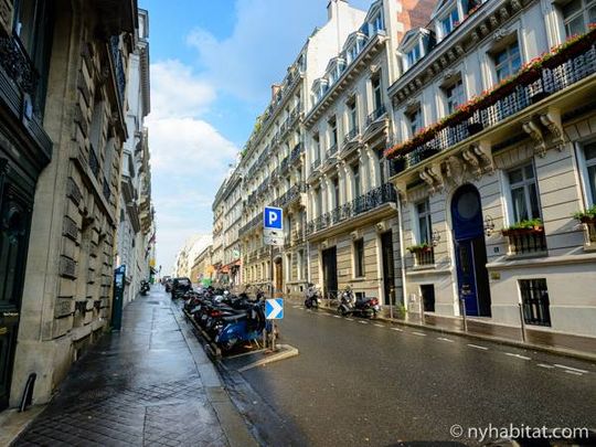 Logement à Paris, Location meublée - Photo 1