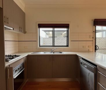 2B Linsey Street, Coburg VIC 3058 - Photo 5