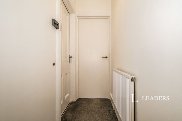 1 bedroom apartment to rent Selden Road, Worthing, BN11 - Photo 1