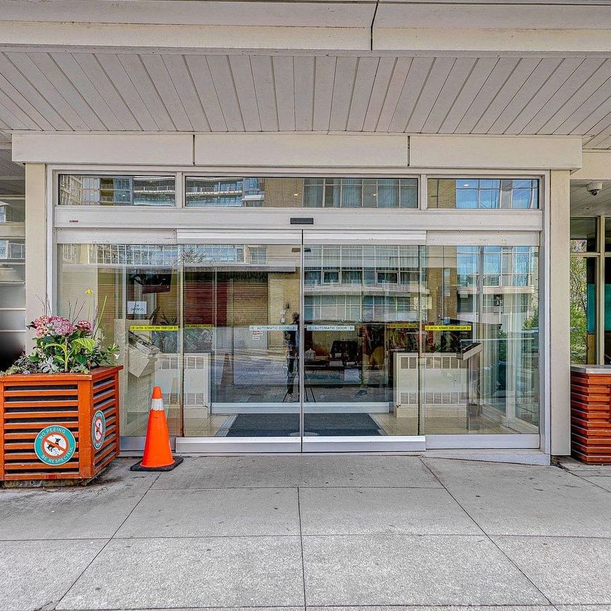 For Lease - 35 Mariner Terrace Unit# 509, Toronto, Ontario - Photo 1