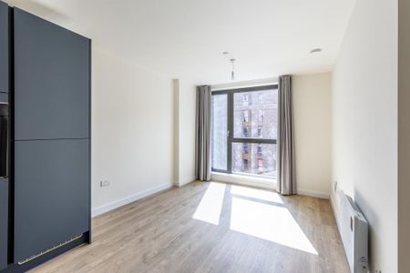 2 bedroom flat to rent - Photo 2