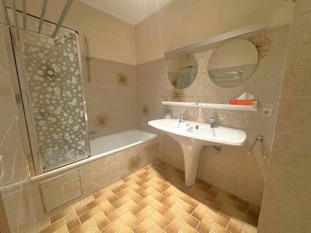 Prachtig appartement met 2 slaapkamers te huur te SINT-AGATHA-BERCHEM. - Photo 3