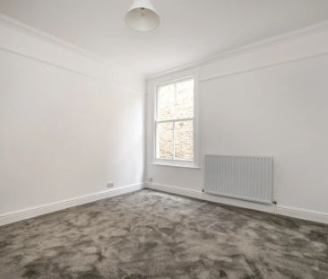4 bedroom semi-detached house to rent - Photo 6