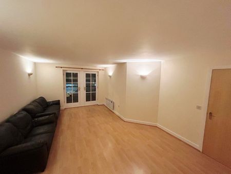 2 Bed Flat, Stockwell Road, SW9 - Photo 5