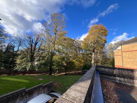 3 Bed Flat, Princes Place, LU2 - Photo 5