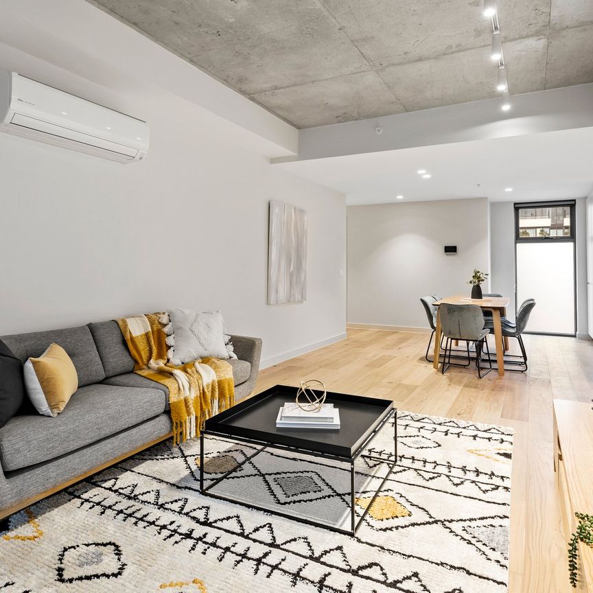 Thinking of selling? Contact our agent - Photo 1