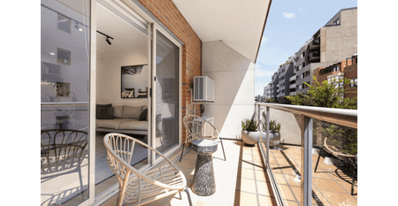 Stunning St Kilda apartment centrally located! - Photo 3