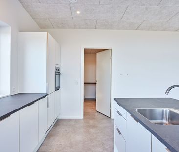 Nymoderne 4-værelses fritliggende bolig i Hjallerup - Photo 5