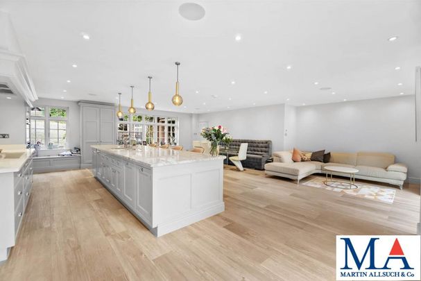 5 bedroom detached house to rent - Photo 1