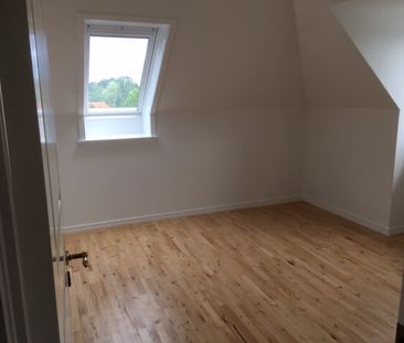 Nærum Hovedgade, Nærum - Photo 1