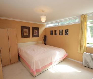 3 bedroom apartment to rent - Photo 3