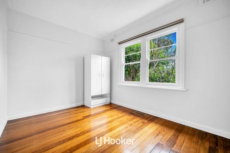 Spacious Family Home in a Convenient Location - Photo 2